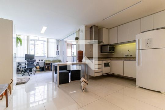 Kitnet/Studio à venda com 1 quarto, 58m² em Santa Cecilia, São Paulo