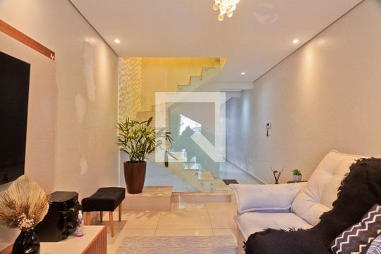 Sala de casa à venda com 3 quartos, 130m² em Vila Mangalot, São Paulo