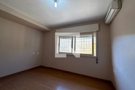 Quarto 2  de casa para alugar com 5 quartos, 275m² em São José, São Leopoldo