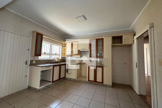Cozinha de casa para alugar com 5 quartos, 275m² em São José, São Leopoldo