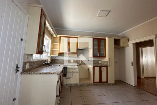 Cozinha de casa para alugar com 5 quartos, 275m² em São José, São Leopoldo
