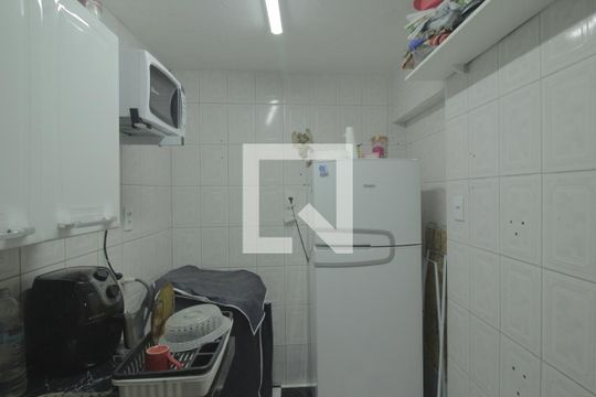 Cozinha de apartamento à venda com 1 quarto, 40m² em São Geraldo, Porto Alegre