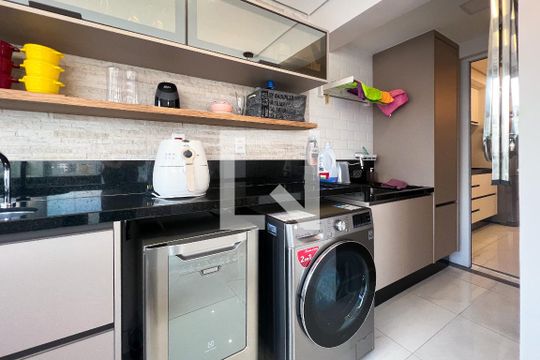 Cozinha/Área de Serviço de apartamento à venda com 2 quartos, 98m² em Indianópolis, São Paulo