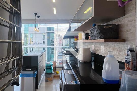 Cozinha/Área de Serviço de apartamento à venda com 2 quartos, 98m² em Indianópolis, São Paulo