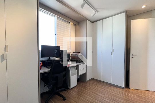 Quarto 1 de apartamento para alugar com 2 quartos, 65m² em Bom Retiro, São Paulo