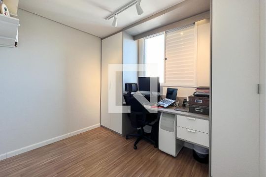 Quarto 1 de apartamento para alugar com 2 quartos, 65m² em Bom Retiro, São Paulo