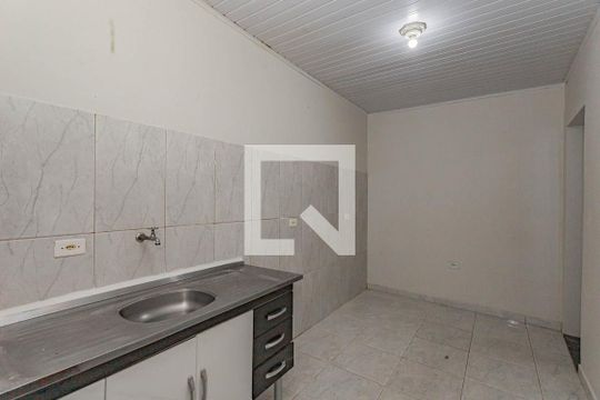c de casa para alugar com 1 quarto, 40m² em Vila das Merces, São Paulo