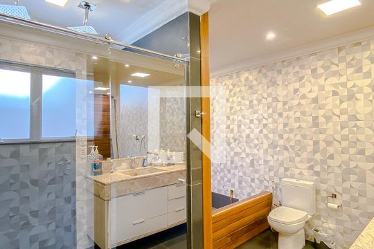 Banheiro da Suíte 1 de casa à venda com 3 quartos, 288m² em Alto da Mooca, São Paulo