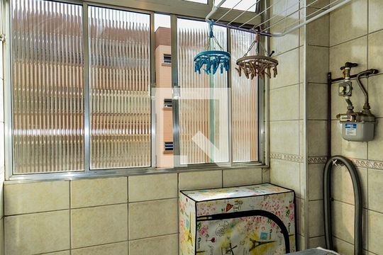 Área de Serviço de apartamento para alugar com 2 quartos, 57m² em Jardim Iporanga, Guarulhos