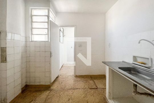 Cozinha de apartamento para alugar com 2 quartos, 40m² em Santa Cecília, São Paulo