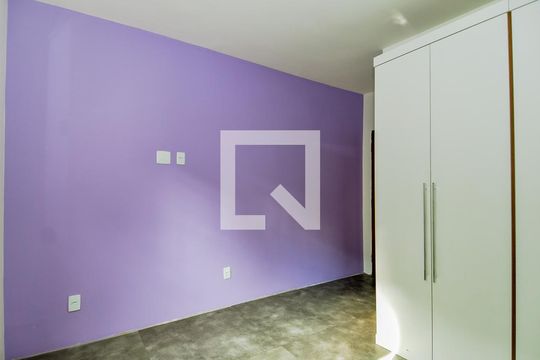 Suíte 1 de casa à venda com 4 quartos, 263m² em Parque Continental Ii, Guarulhos