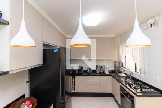 Detalhe da cozinha de casa de condomínio à venda com 2 quartos, 72m² em Vila Carmosina, São Paulo