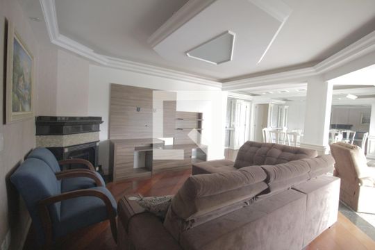 Apartamento para alugar com 3 quartos, 155m² em Centro, Canoas