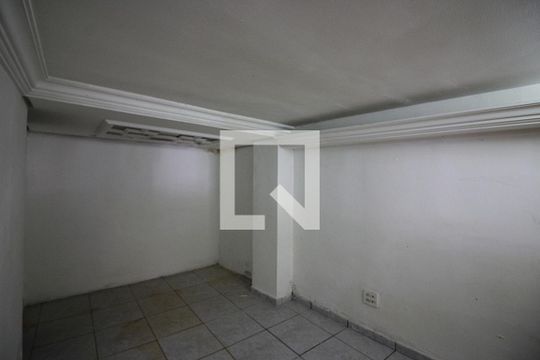 Quarto  de casa para alugar com 2 quartos, 582m² em Jardim Olavo Bilac, São Bernardo do Campo