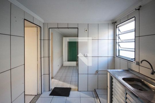 Cozinha de apartamento para alugar com 2 quartos, 45m² em Conjunto Habitacional Teotonio Vilela, São Paulo
