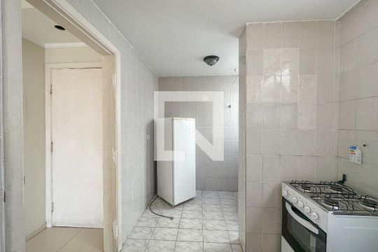 Cozinha de apartamento para alugar com 2 quartos, 70m² em Loteamento Joao Batista Juliao, Guarujá