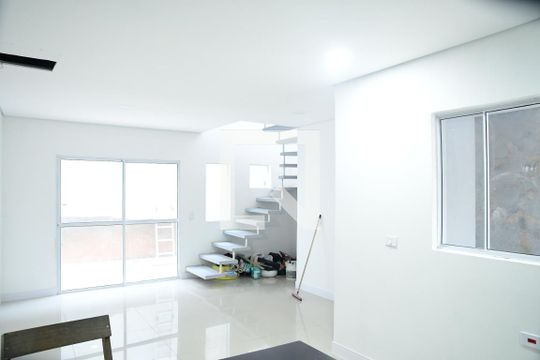 Sala/Cozinha de casa de condomínio para alugar com 3 quartos, 136m² em Chácara Canta Galo, Cotia