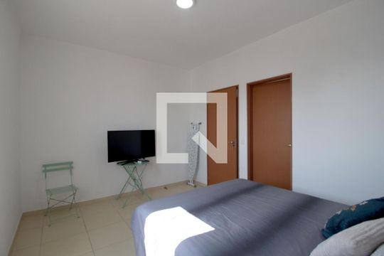 Suíte de apartamento para alugar com 3 quartos, 100m² em Vila Independência, Sorocaba