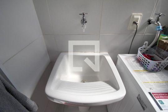 Área de Serviço de apartamento para alugar com 3 quartos, 100m² em Vila Independência, Sorocaba