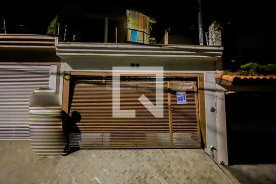 Fachada de casa à venda com 3 quartos, 140m² em Vila Libanesa, São Paulo
