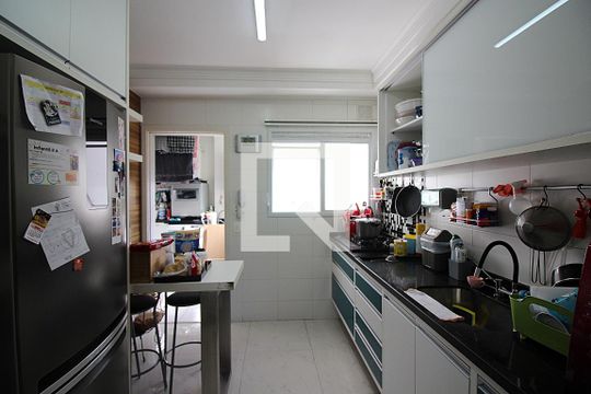 Cozinha de apartamento para alugar com 3 quartos, 128m² em Nova Petrópolis, São Bernardo do Campo