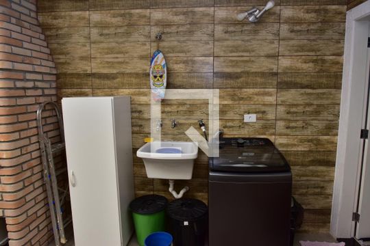 Área de Serviço de casa para alugar com 3 quartos, 100m² em Campo Grande, São Paulo