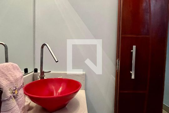 Lavabo de casa à venda com 4 quartos, 400m² em Tatuapé, São Paulo