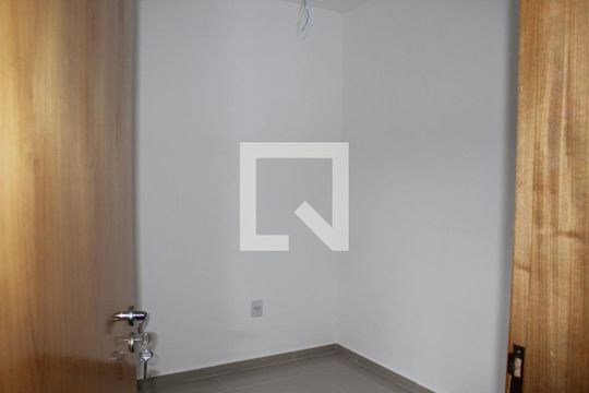 Quarto 2 de apartamento para alugar com 2 quartos, 40m² em Parque Artur Alvim, São Paulo
