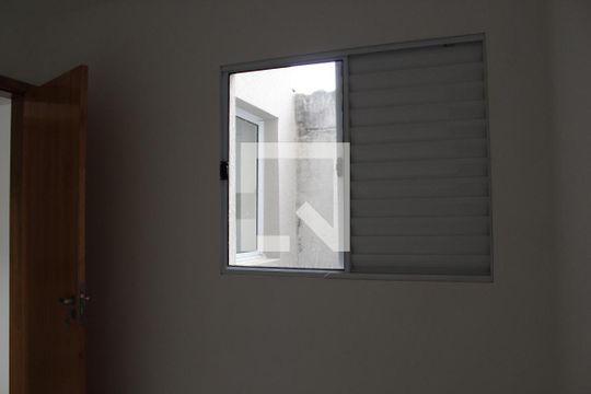 Quarto 2 de apartamento para alugar com 2 quartos, 40m² em Parque Artur Alvim, São Paulo