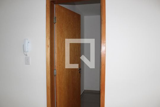 Quarto 1 de apartamento para alugar com 2 quartos, 40m² em Parque Artur Alvim, São Paulo