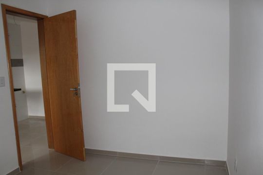 Quarto 1 de apartamento para alugar com 2 quartos, 40m² em Parque Artur Alvim, São Paulo