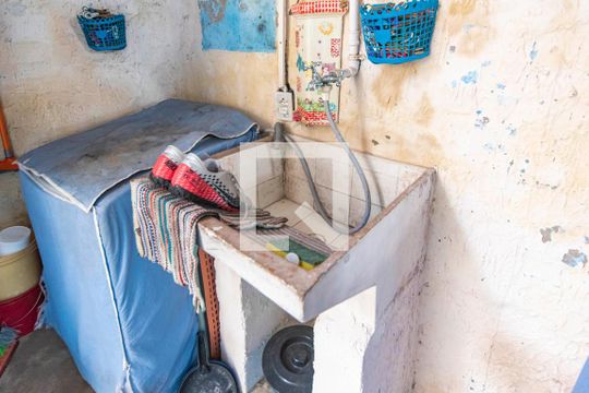 Tanque  de casa à venda com 3 quartos, 400m² em Vila Guarará, Santo André