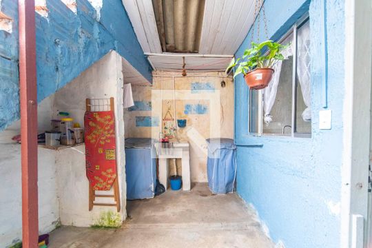 Área de Serviço de casa à venda com 3 quartos, 400m² em Vila Guarará, Santo André