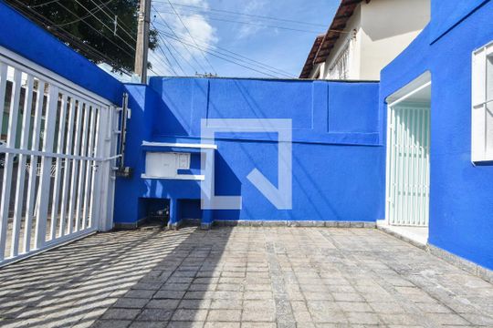 Garagem de casa à venda com 4 quartos, 120m² em Jardim Aeroporto, São Paulo