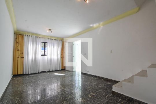 Casa à venda com 4 quartos, 120m² em Jardim Aeroporto, São Paulo