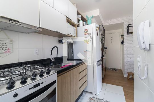 Cozinha de apartamento à venda com 2 quartos, 41m² em Jardim São Saverio , São Paulo