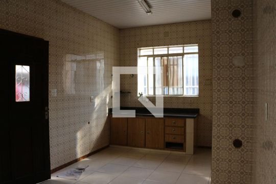 Cozinha de casa à venda com 3 quartos, 126m² em Chácara Califórnia, São Paulo
