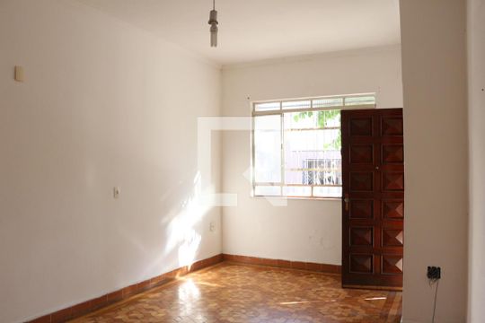 Casa à venda com 3 quartos, 126m² em Chácara Califórnia, São Paulo