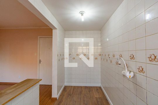 Cozinha de apartamento para alugar com 2 quartos, 47m² em Marechal Rondon, Canoas