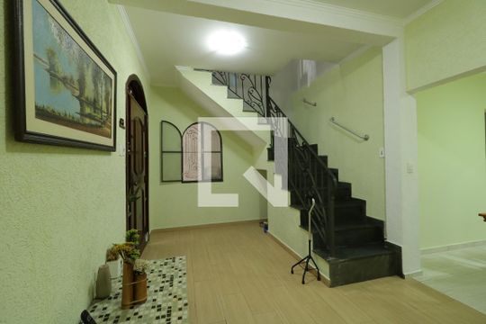 Sala de Entrada de casa à venda com 4 quartos, 249m² em Vila Gilda, Santo André