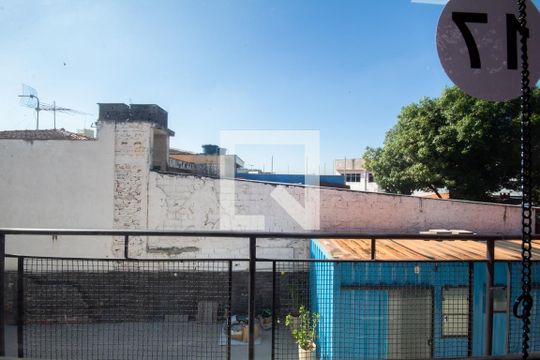 Vista de kitnet/studio para alugar com 1 quarto, 10m² em Vila Osasco, Osasco