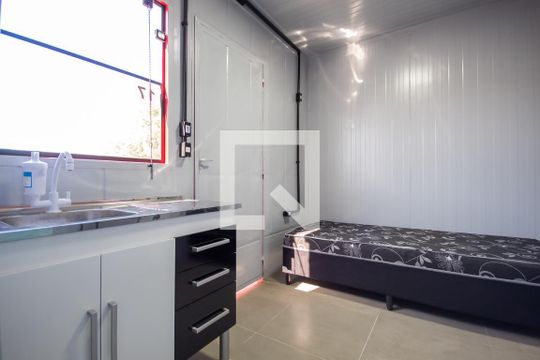 Kitnet/Studio para alugar com 1 quarto, 10m² em Vila Osasco, Osasco