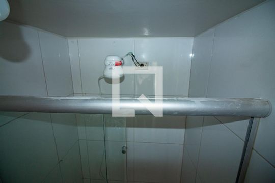 Banheiro Studio / Kitnet de kitnet/studio para alugar com 1 quarto, 38m² em Comércio Local Norte 207, Brasília