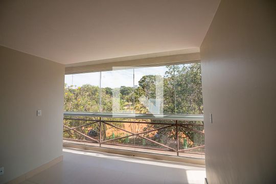 Studio / Kitnet de kitnet/studio para alugar com 1 quarto, 38m² em Comércio Local Norte 207, Brasília