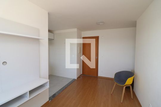 Sala de apartamento à venda com 2 quartos, 43m² em Cidade São Mateus, São Paulo