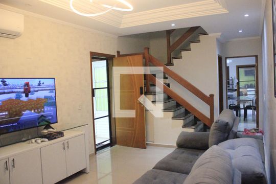 Sala de casa de condomínio à venda com 3 quartos, 130m² em Vila Augusta, Guarulhos