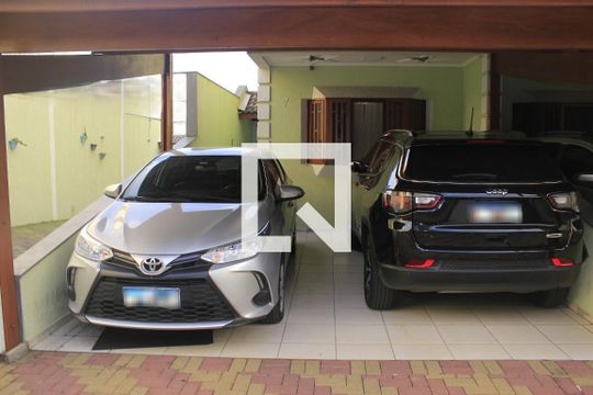 Garagem de casa de condomínio à venda com 3 quartos, 130m² em Vila Augusta, Guarulhos