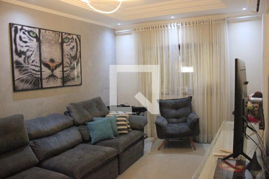Sala de casa de condomínio à venda com 3 quartos, 130m² em Vila Augusta, Guarulhos