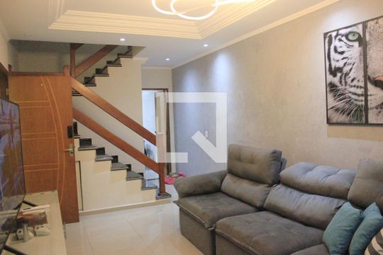 Sala de casa de condomínio à venda com 3 quartos, 130m² em Vila Augusta, Guarulhos