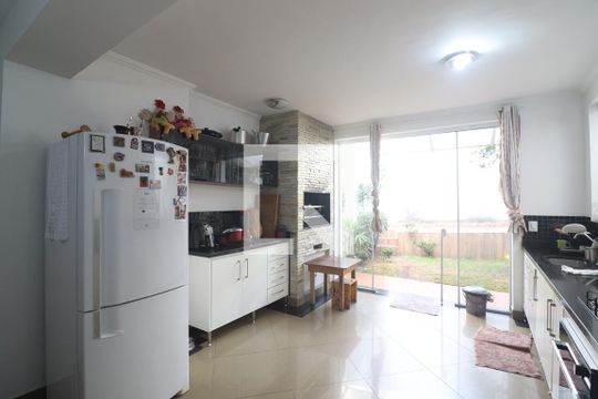 Cozinha  de casa à venda com 2 quartos, 150m² em Jardim São Paulo, São Paulo
